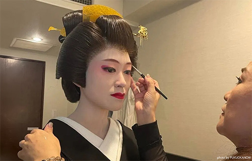 博多芸妓体験 外部予約サイトへリンク